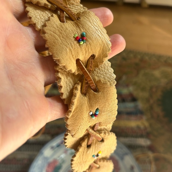 Handcrafted Native American Beaded Tan Leather Tie Headband Headrest - Picture 10 of 15